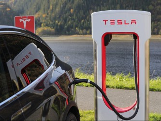 tesla energierekening stijgt duurzaam anders verwarmen